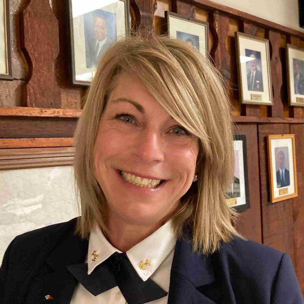 Meet your Posher, Lisa